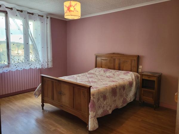 Maison à vendre 4 pièces SAINT LOUP LAMAIRE (79) Terrain 395 m²