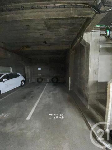 Parking à vendre  10 m 2   LE MANS  - 72