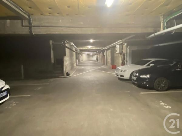 Parking à vendre  10 m 2   LE MANS  - 72