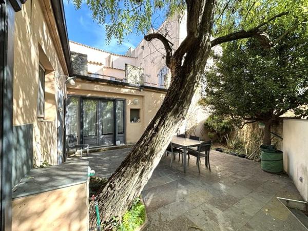 Maison 8 pièces - 230 m²