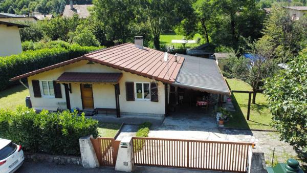 Maison de plain-pied avec studio indépendant  101 m² habitables  Terrain de 719 m²  Rognaix (73730)