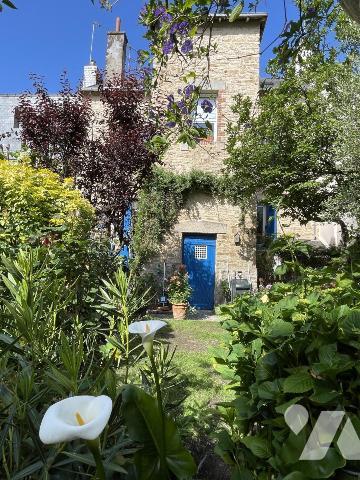 Maison de MAITRE  7  chambres sur 218 m²