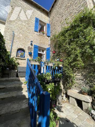 Maison de MAITRE  7  chambres sur 218 m²
