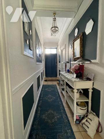 Maison de MAITRE  7  chambres sur 218 m²