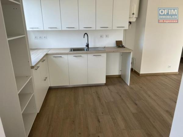 A Louer appartement de type T3 neuf dans une petite résidence sécurisée centre ville de L'ETANG SALE LES HAUTS
