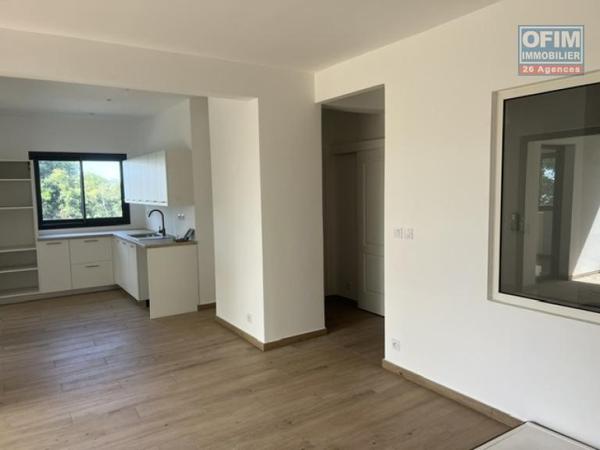 A Louer appartement de type T3 neuf dans une petite résidence sécurisée centre ville de L'ETANG SALE LES HAUTS