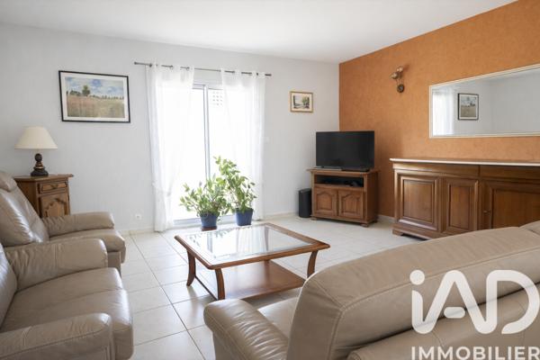 Maison à vendre 7 pièces 210 m² Saint-Denis-en-Val