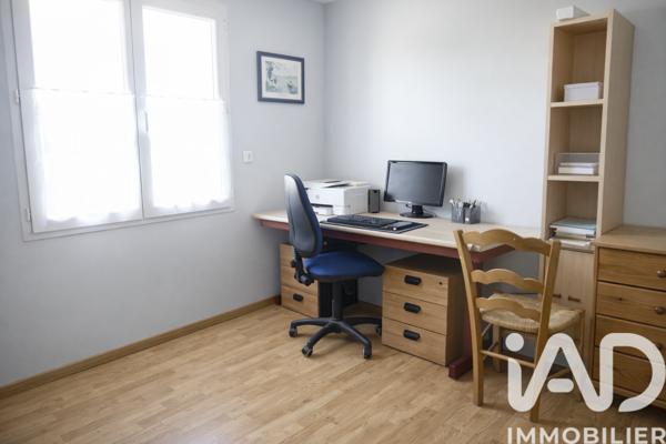 Maison à vendre 7 pièces 210 m² Saint-Denis-en-Val