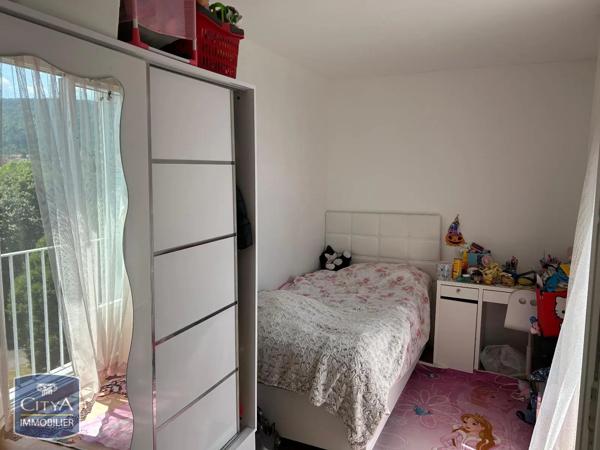 Appartement à louer 3 pièces 69.99m² Oyonnax (01100)