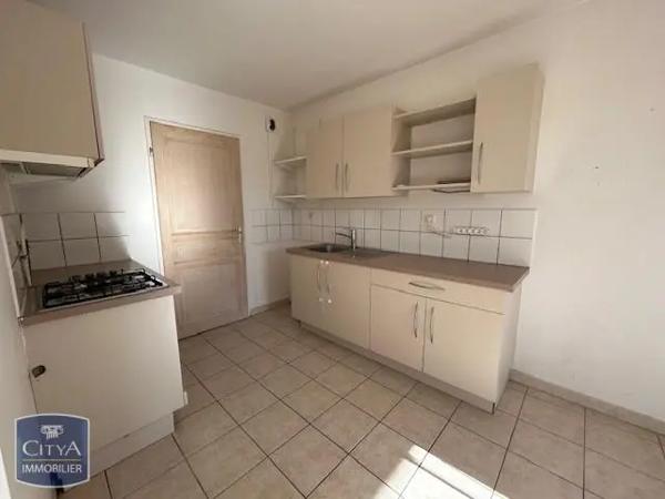 Appartement à louer 4 pièces 88.44m² Salon-de-Provence (13300)