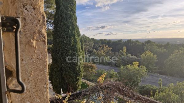 Maison à vendre sur EGUILLES (13510)