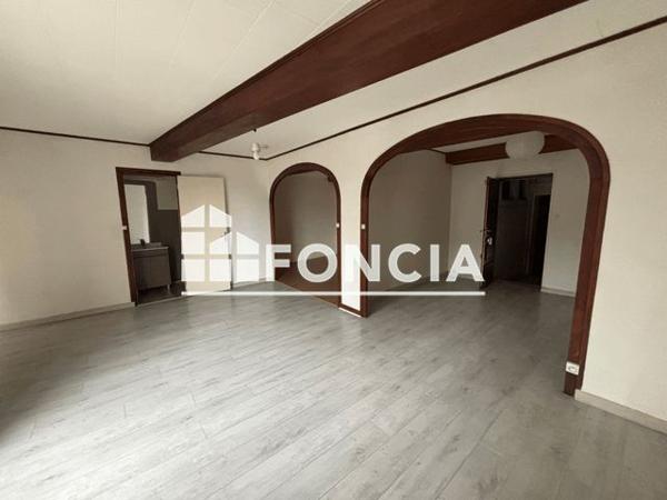 Location Appartement 2 pièces 56.99 m² - 35, GRANDE RUE Trevoux 01600