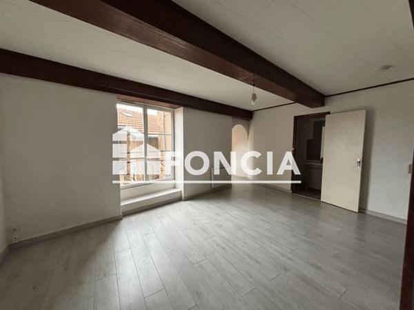 Location Appartement 2 pièces 56.99 m² - 35, GRANDE RUE Trevoux 01600