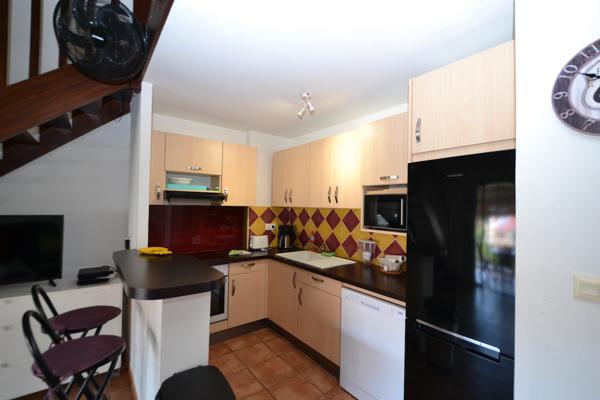 Gosier (97190) Superbe T3 duplex meublé de 82m2 à Bas du Fort