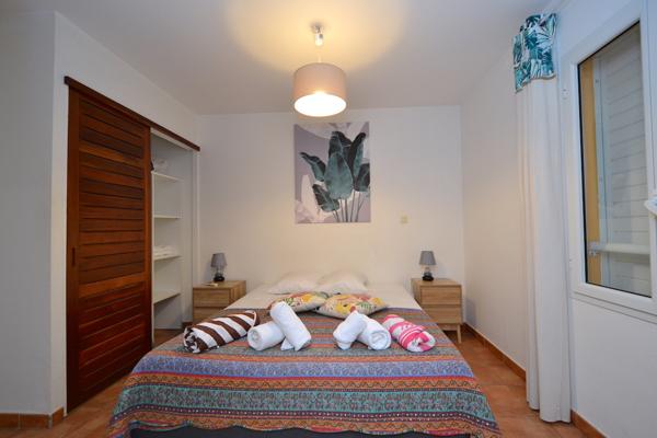 Gosier (97190) Superbe T3 duplex meublé de 82m2 à Bas du Fort