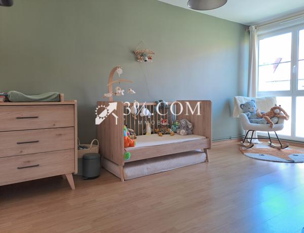 Maison 7 pièce(s) 3 chambre(s) 90 m²