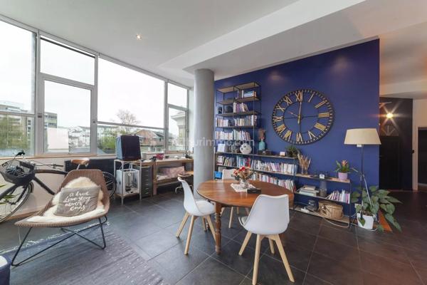 Vente                                                      Appartement
                        
                     4 pièces                      124 m2                     à Besançon