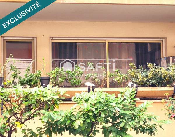 Opportunité rare à Juan-les-Pins – Plages à pied ! Appartement T1 de 28 m² Carrez avec beau balcon de 10 m² et stationnement privatif. À réinventer à votre goût dans une résidence sécurisée, proche mer, commerces et Casino.