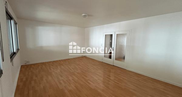 Location Appartement 4 pièces 85.45 m² - Clermont-ferrand 63000