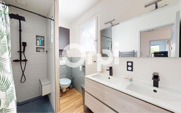 Maison à vendre    5 pièces •  Vaulx-en-Velin