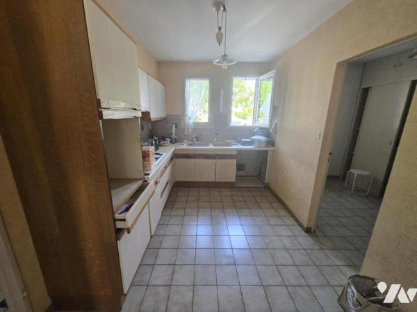 LE BOIS DU ROI AVRILLE Pavillon 