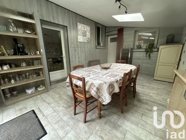 Maison à vendre 7 pièces 144 m² Vouillé