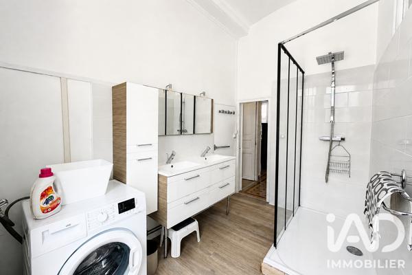 Location appartement 4 pièces 119,14 m² Nîmes