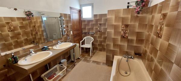 A VENDRE-ST JEAN DU BRUEL-Maison individuelle 163m2 5 chambres 241500€