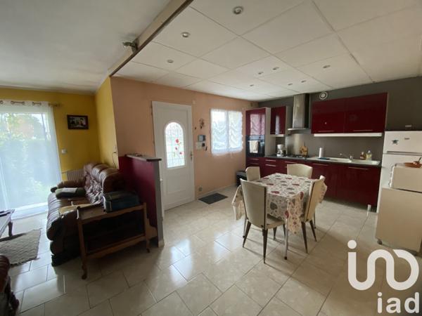 Maison 5 pièces de 96 m² à Harnes (62440)