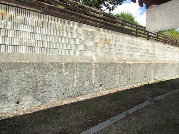 04400 PRA LOUP Appartement 2 pièce(s) + cave