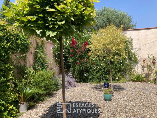 Maison de ville à l’esprit loft avec jardin et atelier indépendant