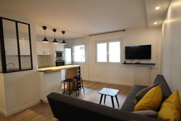 Location appartement Paris 15 - 2 pièce(s) - 41 m² - 1 529 €/mois