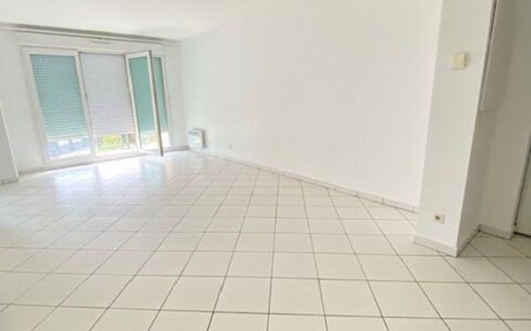 Appartement à louer    3 pièces • 59,96 m2 Noisy-le-Grand