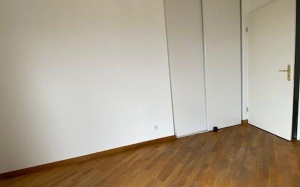 Appartement à louer    3 pièces • 59,96 m2 Noisy-le-Grand