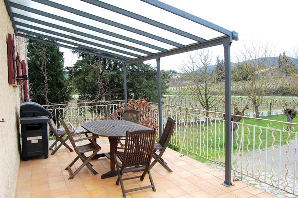 Saint-Hippolyte-du-Fort (30170) Mas du 19ieme avec 3 gites et partie privative 180m² sur 3843 m² de terrain avec piscine