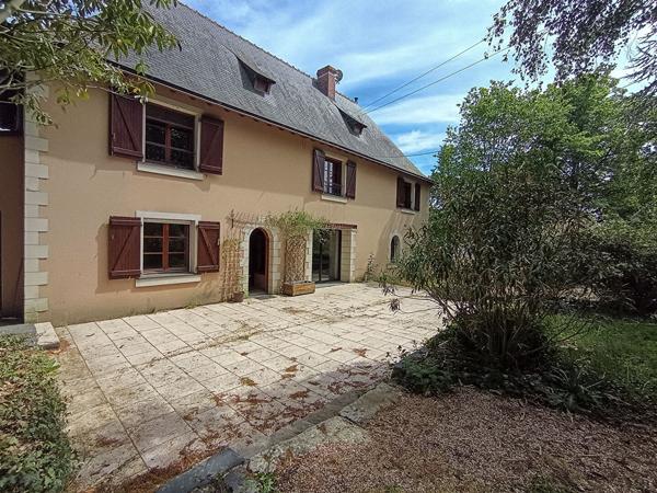 Maison familiale 207m² - 2 habitations indépendantes possibles - Rives-du-Loir-en-Anjou