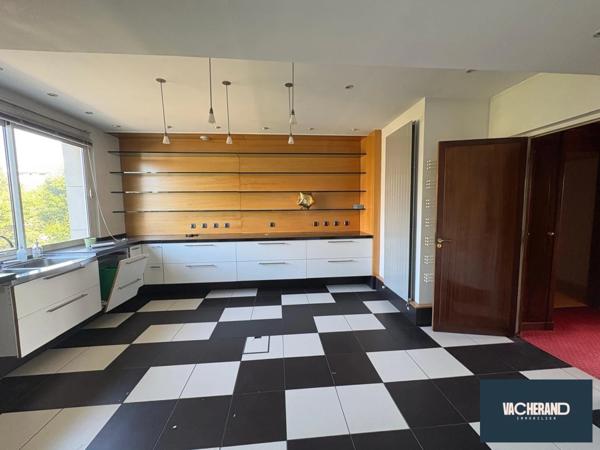 St Maur Duplex de 222m²