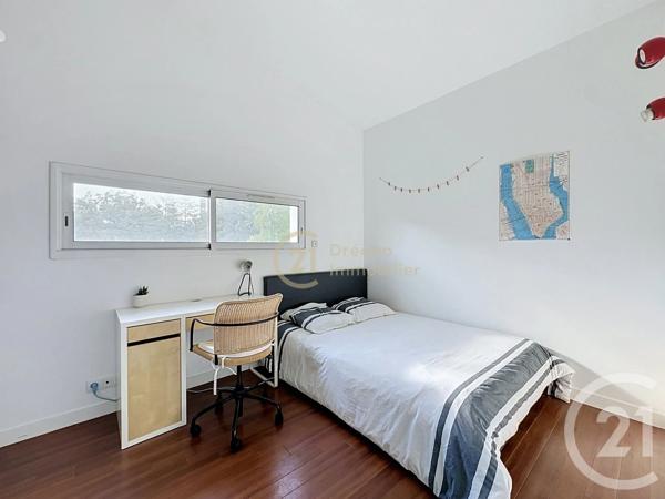 Maison à vendre  7 pièces - 130,74 m 2   CHANTEPIE  - 35