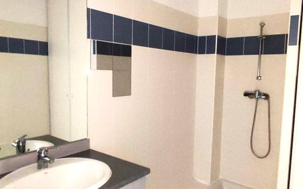 Appartement à vendre    3 pièces • 58 m2 Narbonne