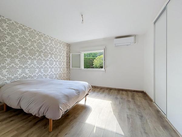 HAUT BOULIAC -  184 m² - 5 chambres