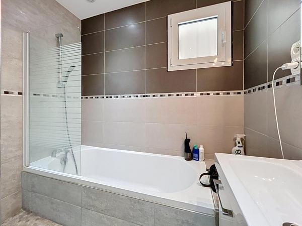 HAUT BOULIAC -  184 m² - 5 chambres