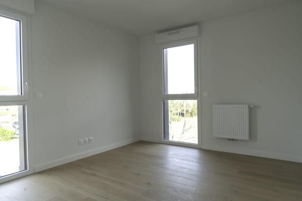 Appartement T4 - Triple exposition - Terrasse - Parking - Livré