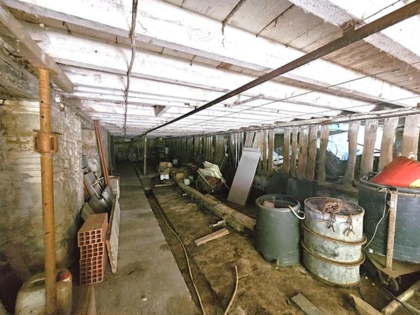 Lédat (47300) MAGNIFIQUE GRANDE FERME 31 HECTARES VUE DOMINANTE ET LAC - NOMBREUSES DÉPENDANCES REDESTINABLES