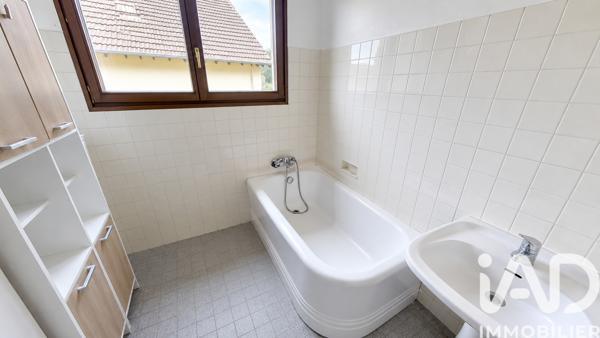 Maison à vendre 4 pièces 76 m² Saint-Pierre-lès-Nemours