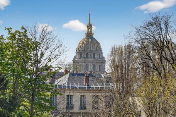 Hôtel particulier d'exception avec plus de 1000 m2 de jardin sans vis à vis - Invalides