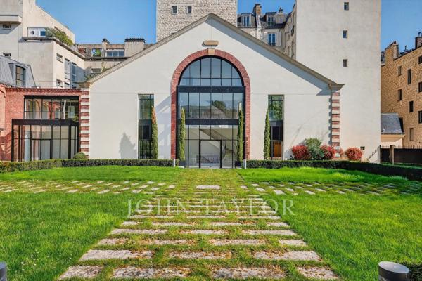 Hôtel particulier d'exception avec plus de 1000 m2 de jardin sans vis à vis - Invalides