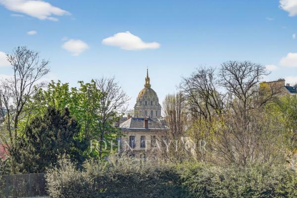 Hôtel particulier d'exception avec plus de 1000 m2 de jardin sans vis à vis - Invalides