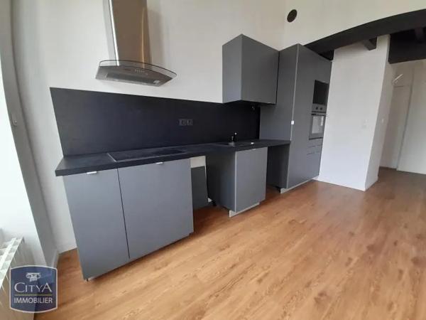 Appartement à louer 4 pièces 68.7m²