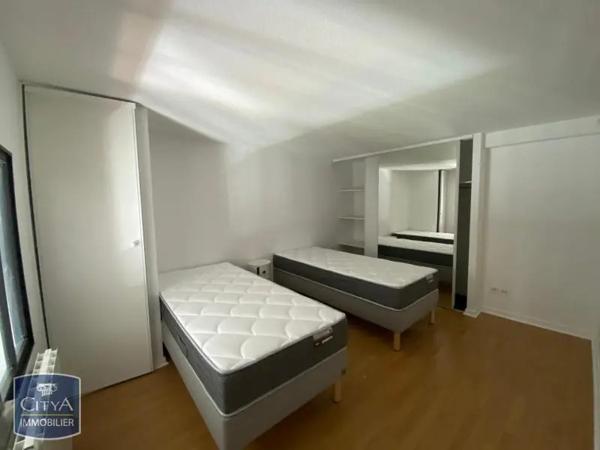 Appartement à louer 4 pièces 68.7m²