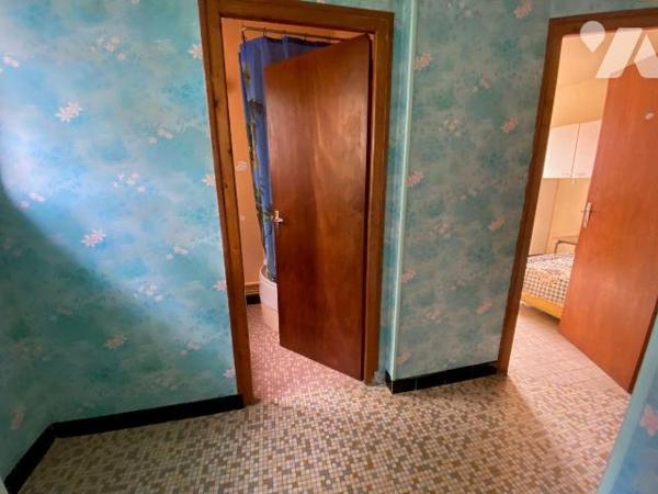 Maison à vendre à Plouha (22580) en Côtes-d'Armor (22)

Vente d'une maison située à Plouha, d...